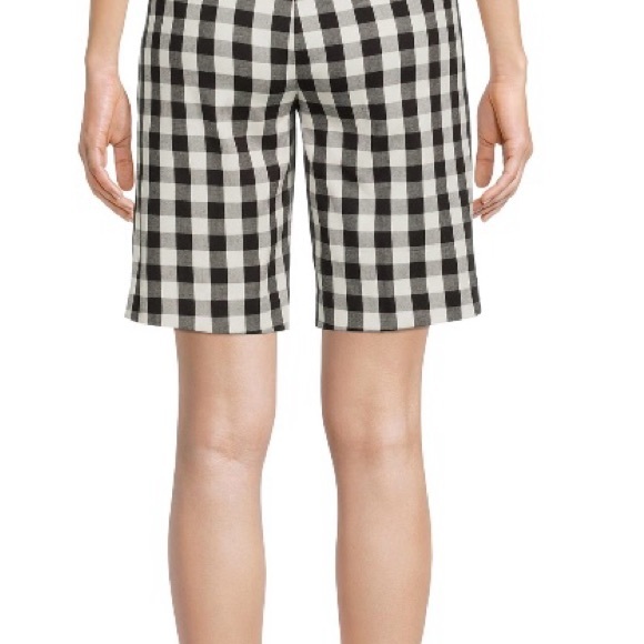 Time and Tru ladies Pull-On Bermuda Shorts with pockets; size: XL(16-18) - Picture 3 of 5